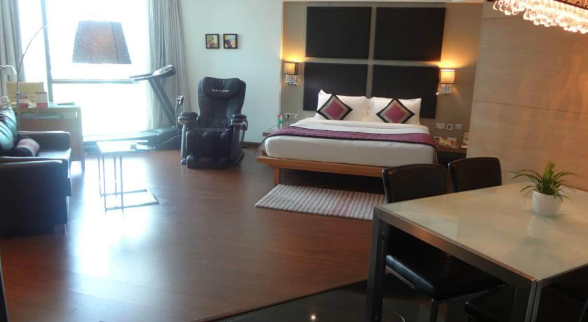 Ramada By Wyndham Navi Mumbai Hotel Buitenkant foto