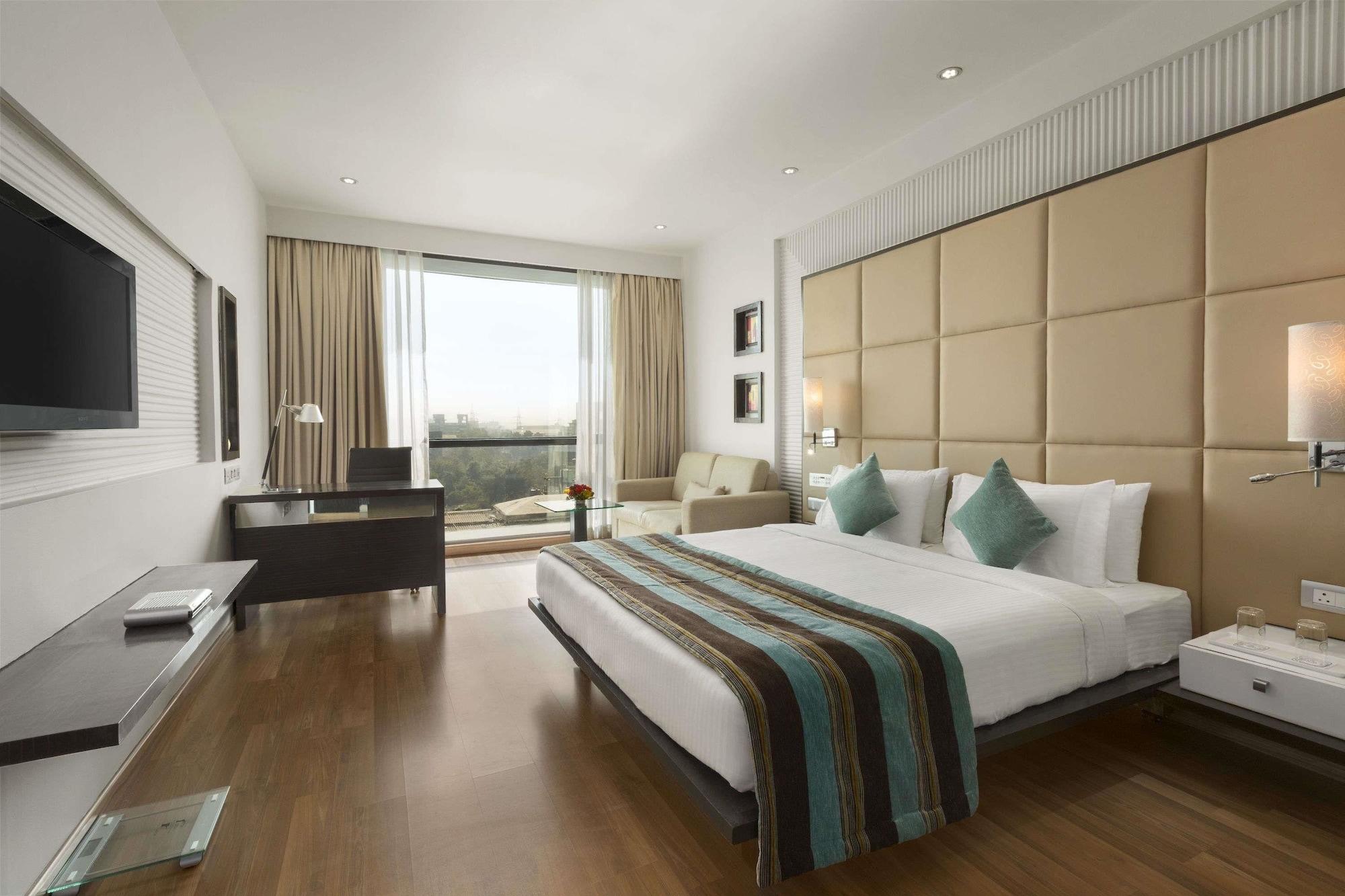 Ramada By Wyndham Navi Mumbai Hotel Buitenkant foto
