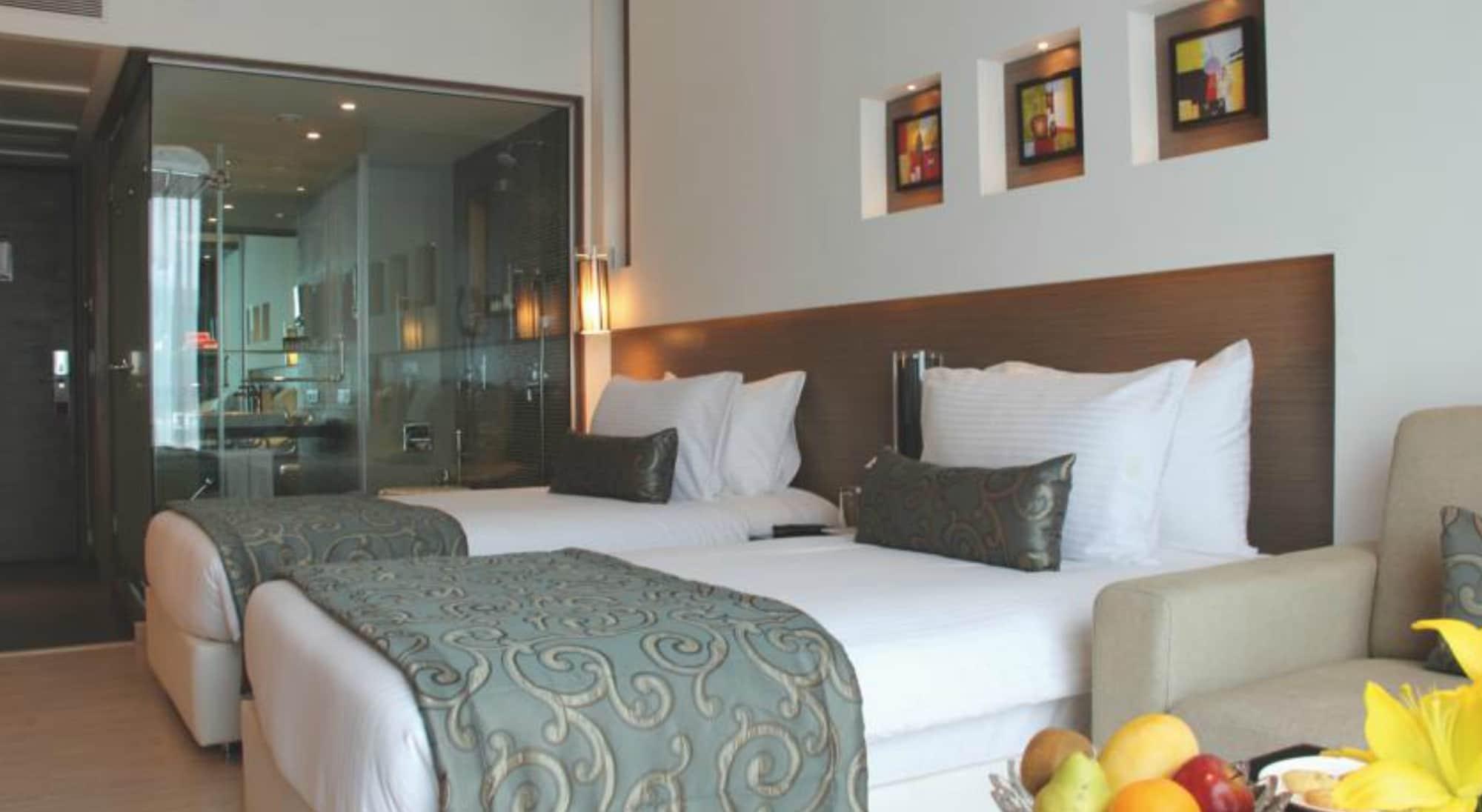 Ramada By Wyndham Navi Mumbai Hotel Buitenkant foto