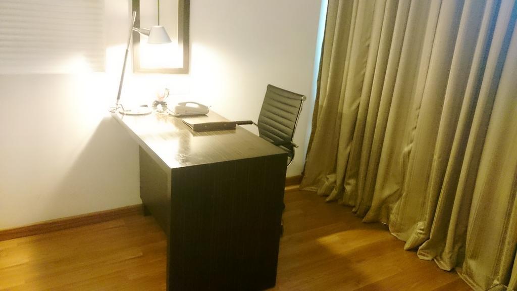 Ramada By Wyndham Navi Mumbai Hotel Buitenkant foto