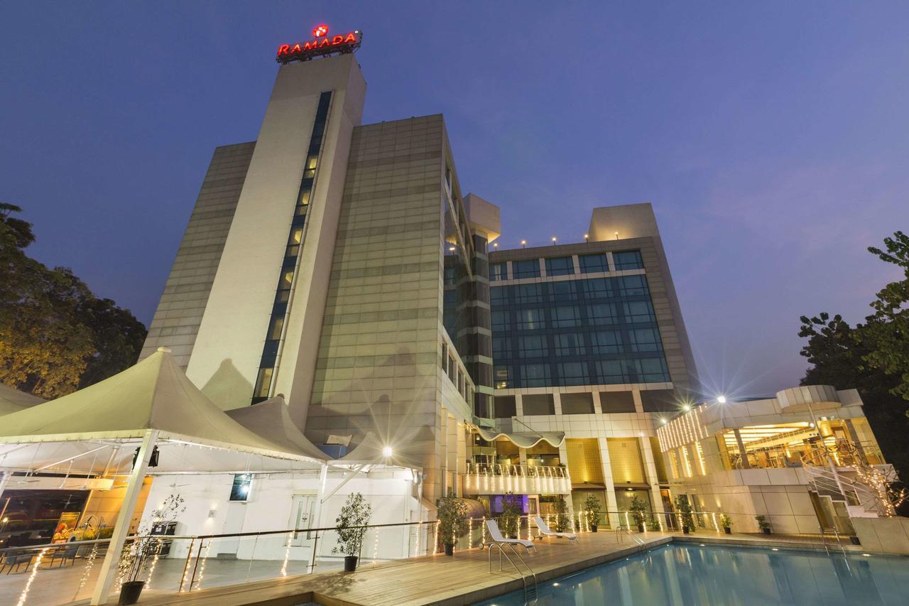 Ramada By Wyndham Navi Mumbai Hotel Buitenkant foto
